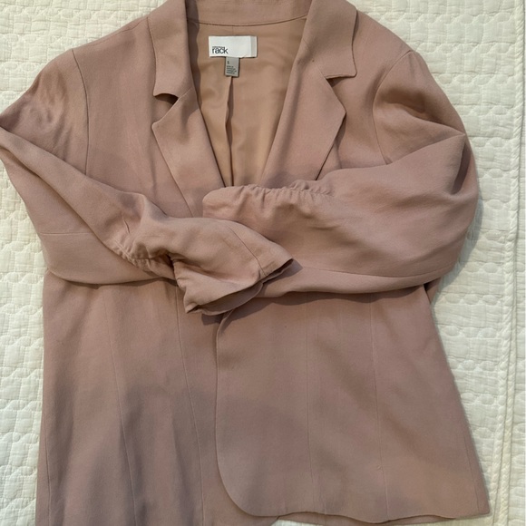 Size Small Pale Pink blazer - Picture 5 of 5